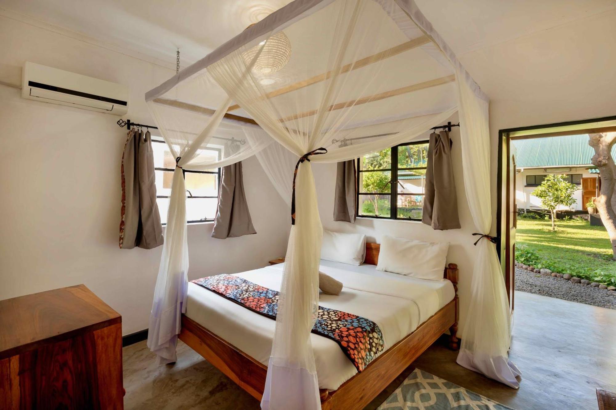 Kamunjila Lodge Livingstone Exterior photo